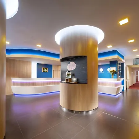 Clarion Congress فندق