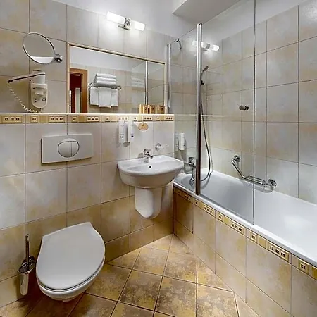 Clarion Congress Hotel 4*