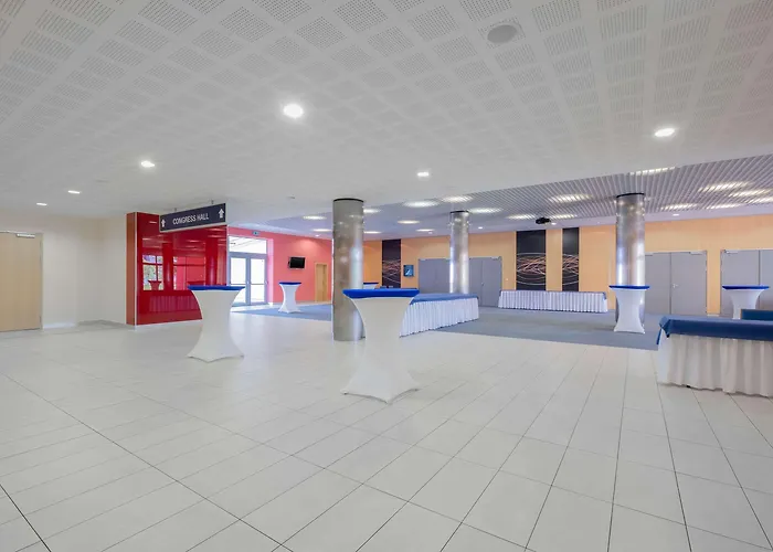 Отель Clarion Congress 4*